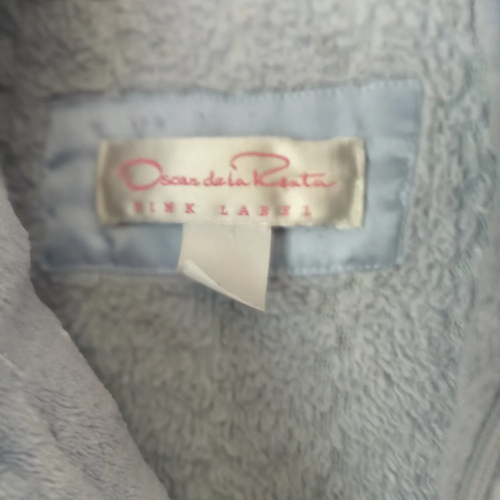 Oscar de la Renta Soft Blue Robe - Picture 2 of 3